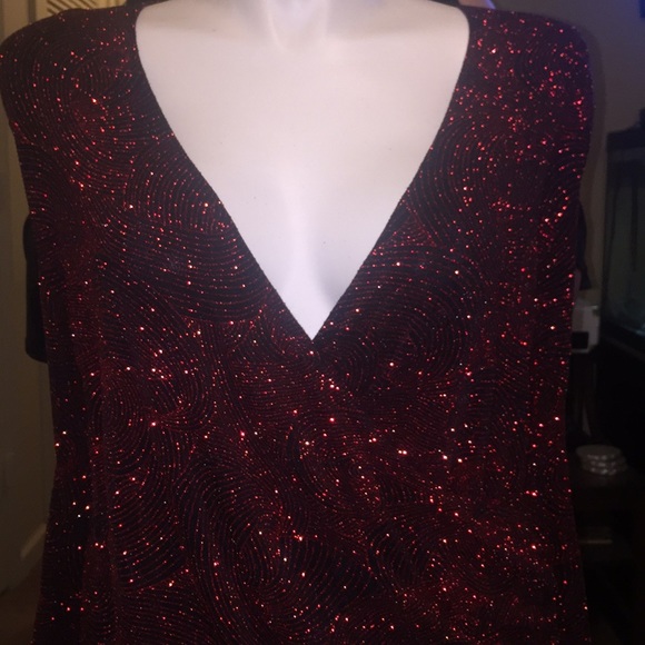 Blouse - Picture 2 of 3